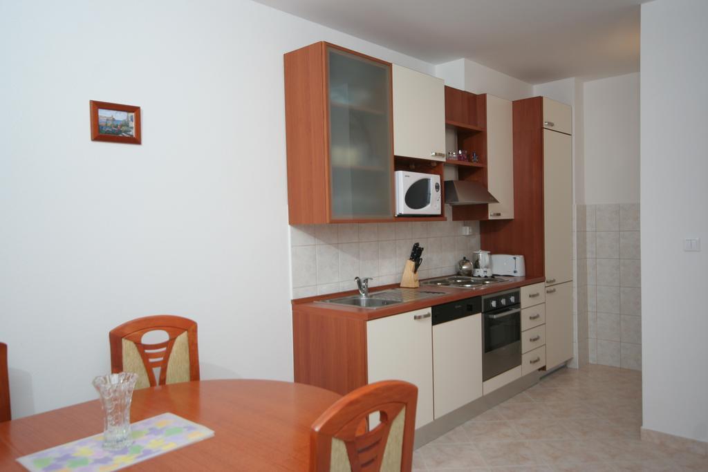 Apartments Mavarcica Trogir Cameră foto